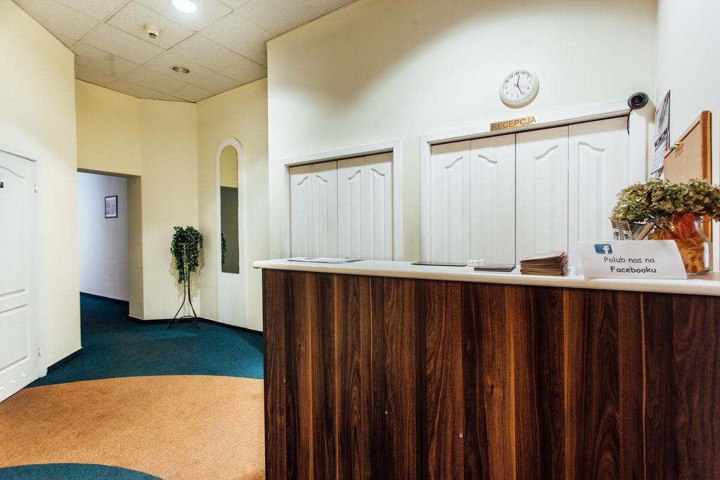 Hostel Kamienica Rynek 7 كاتوفيتسه المظهر الخارجي الصورة