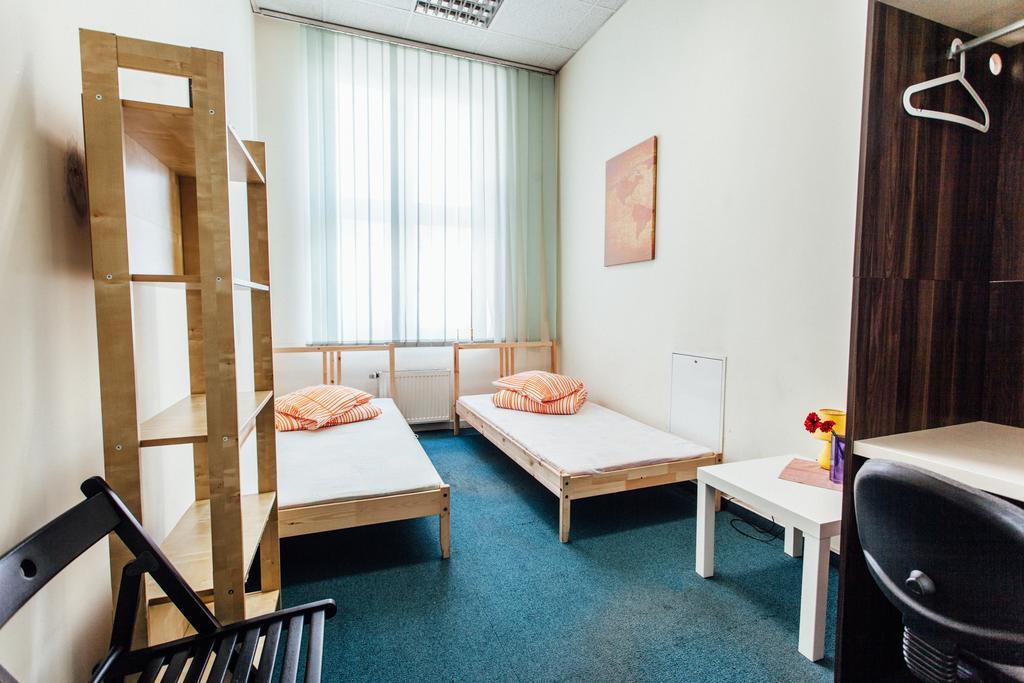 Hostel Kamienica Rynek 7 كاتوفيتسه المظهر الخارجي الصورة
