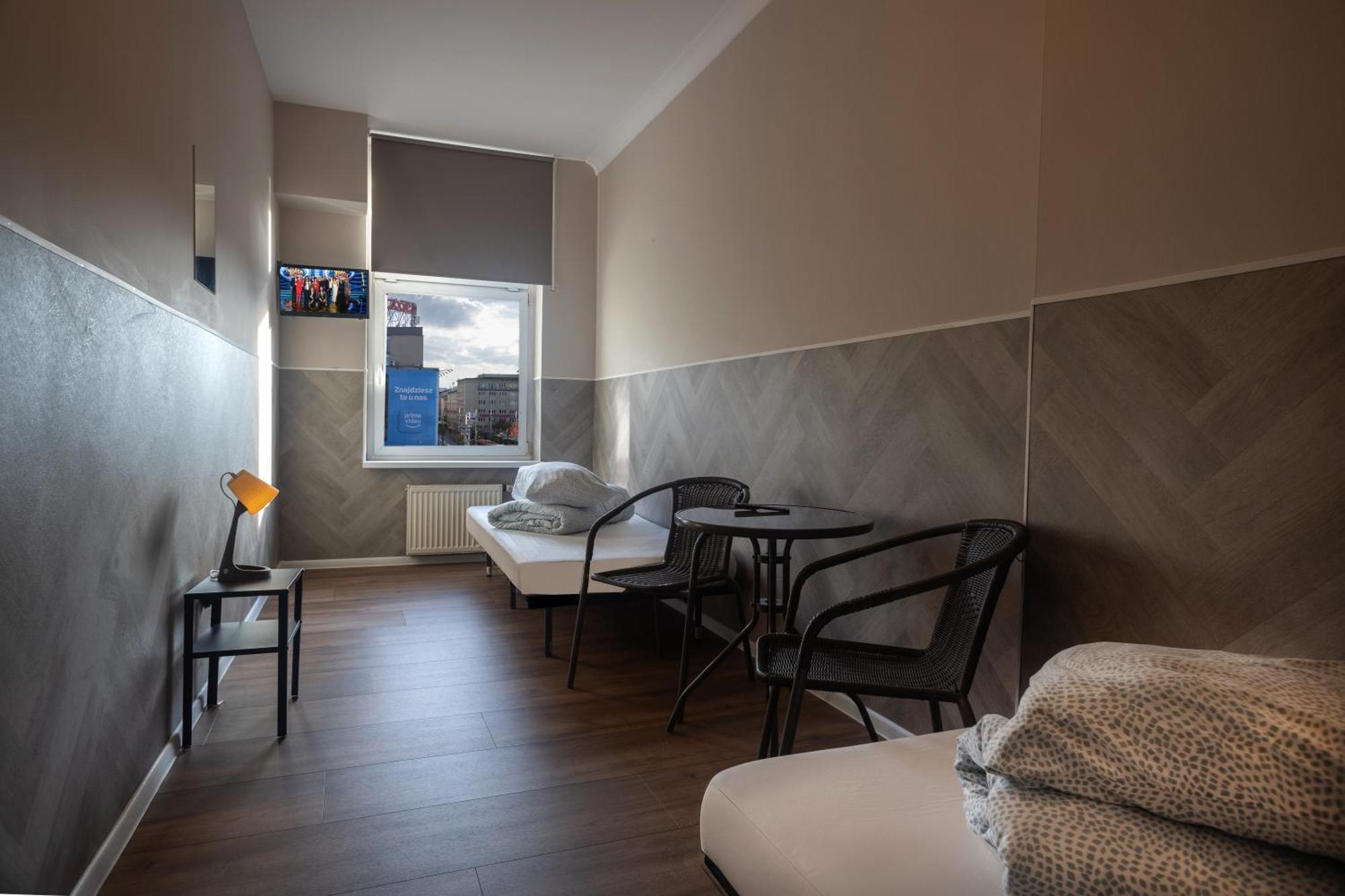 Hostel Kamienica Rynek 7 كاتوفيتسه المظهر الخارجي الصورة