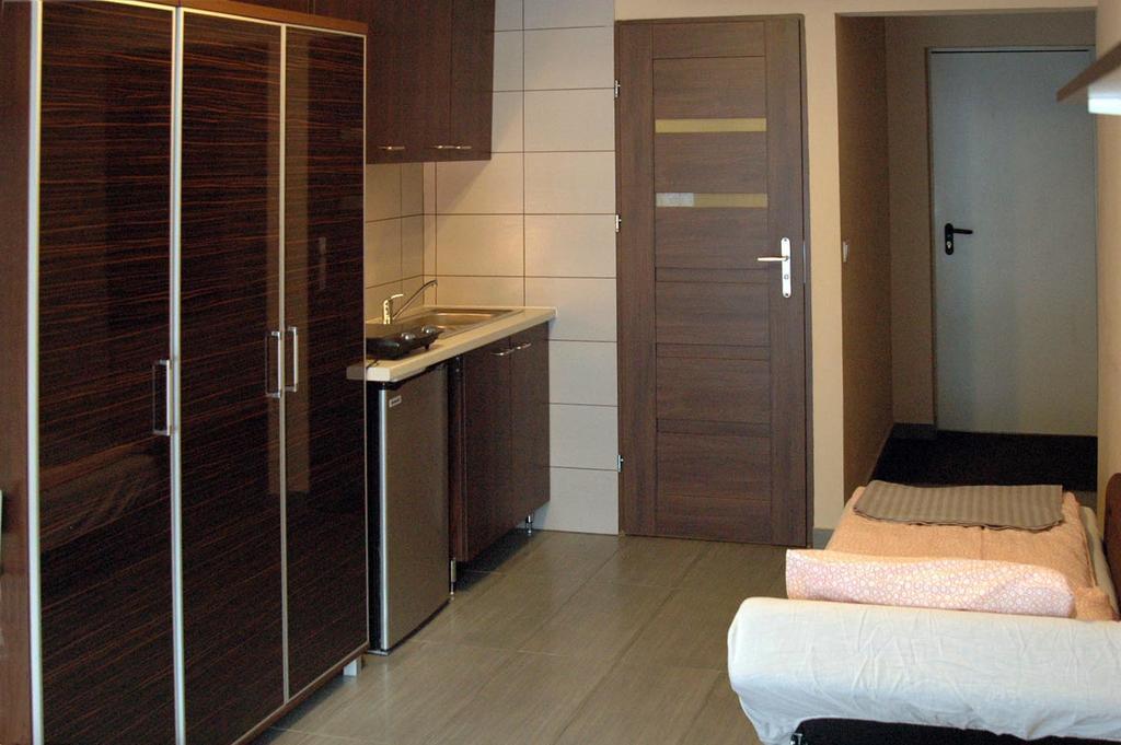 Hostel Kamienica Rynek 7 كاتوفيتسه المظهر الخارجي الصورة