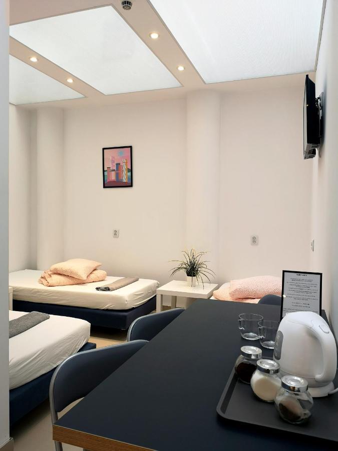 Hostel Kamienica Rynek 7 كاتوفيتسه المظهر الخارجي الصورة